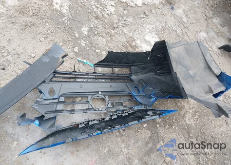 2024 Nissan Versa 1.6 S z USA, uszkodzony, nr VIN 3N1CN8BV2RL921838